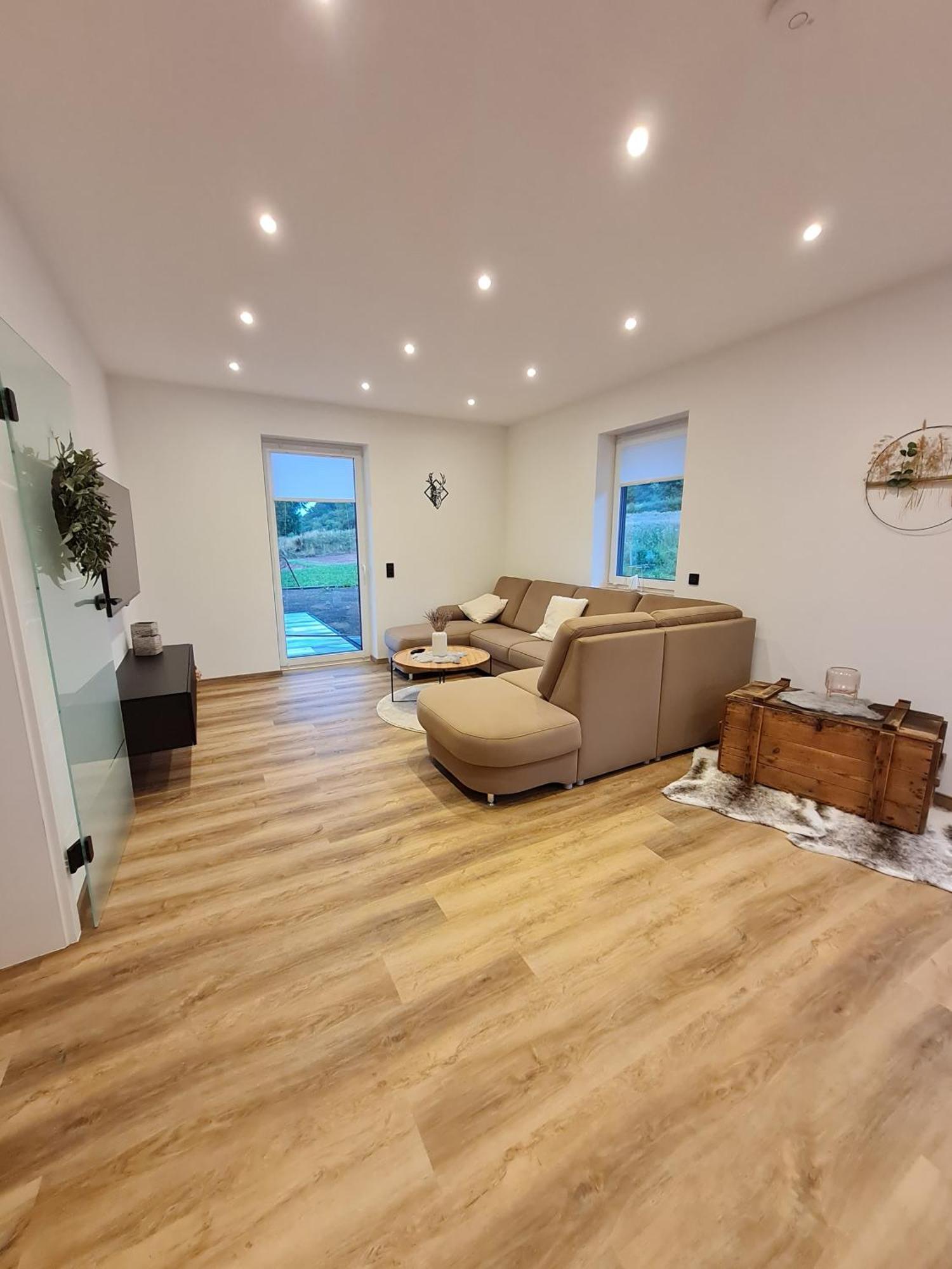 Ferienhaus Alex Gönnersdorf Екстериор снимка